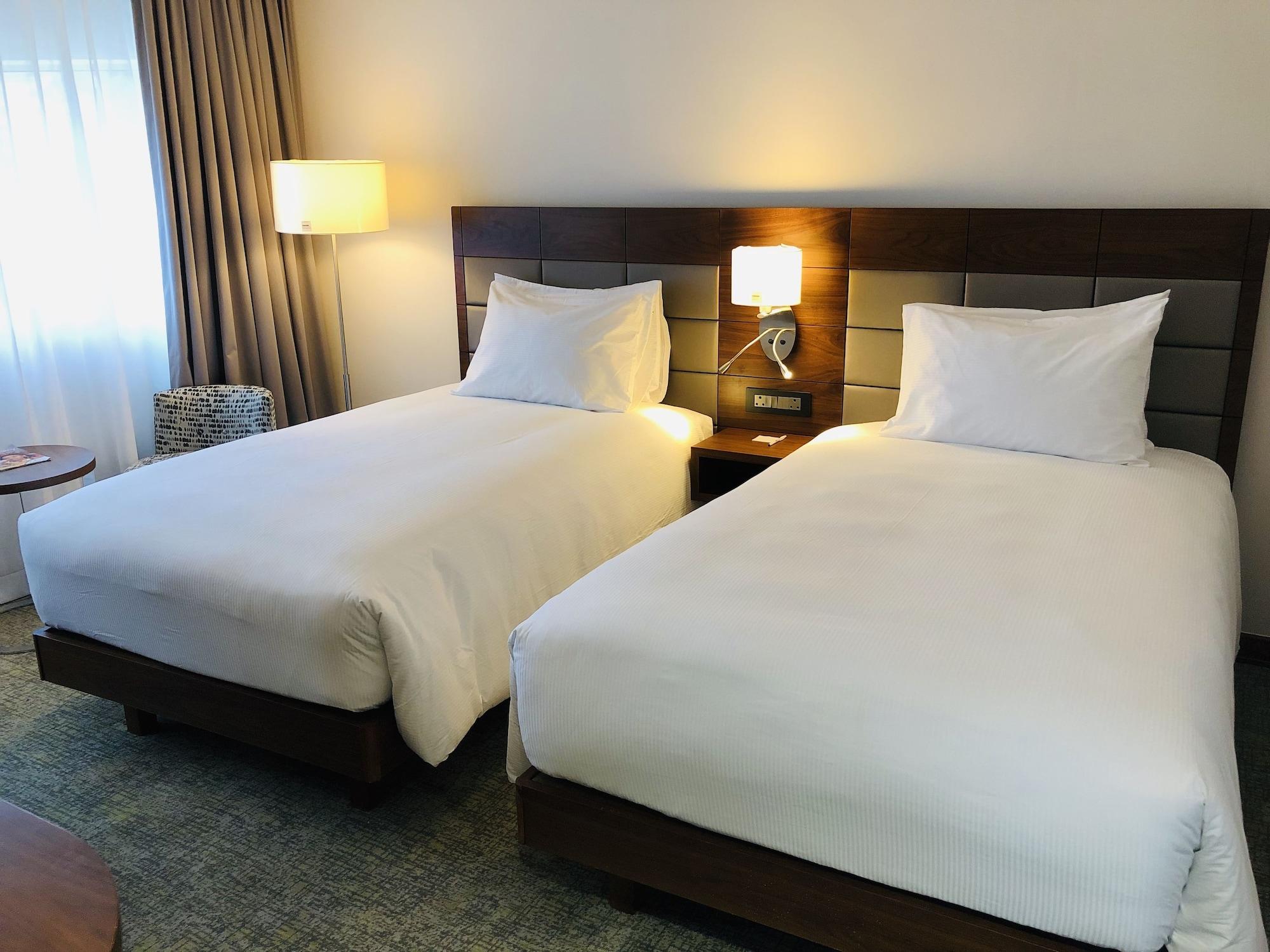 Hilton Garden Inn Мбабане Экстерьер фото