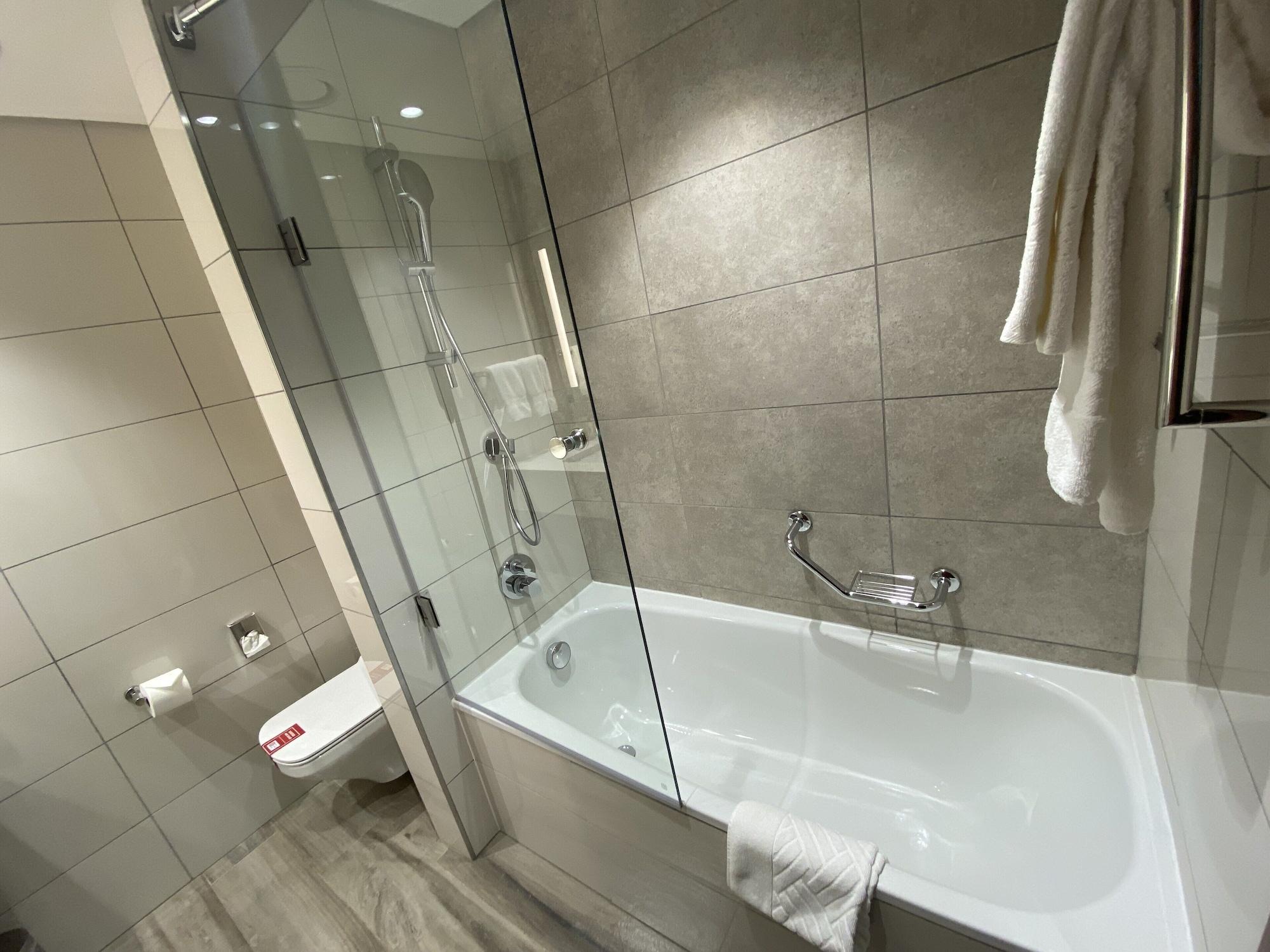Hilton Garden Inn Мбабане Экстерьер фото