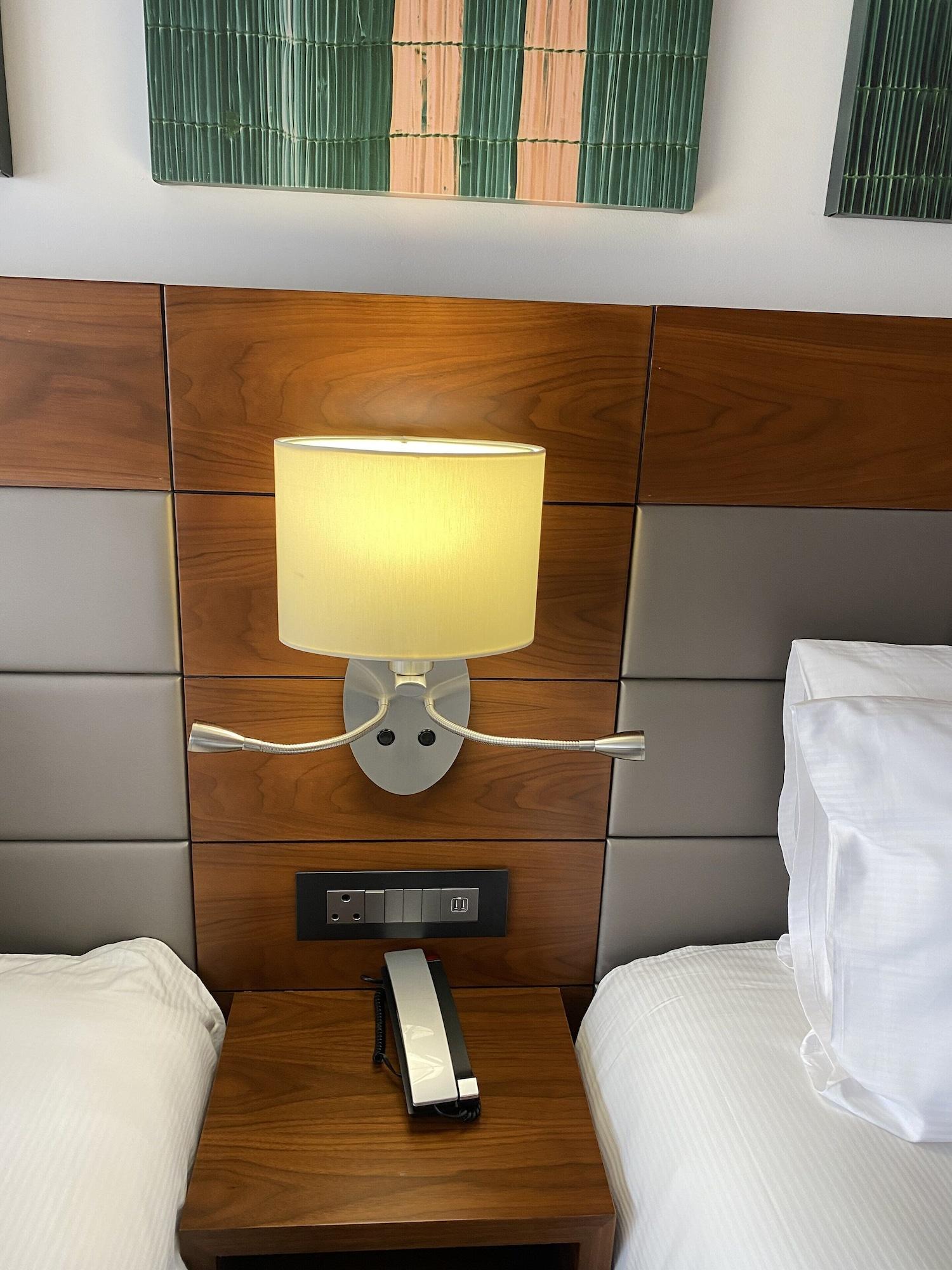 Hilton Garden Inn Мбабане Экстерьер фото