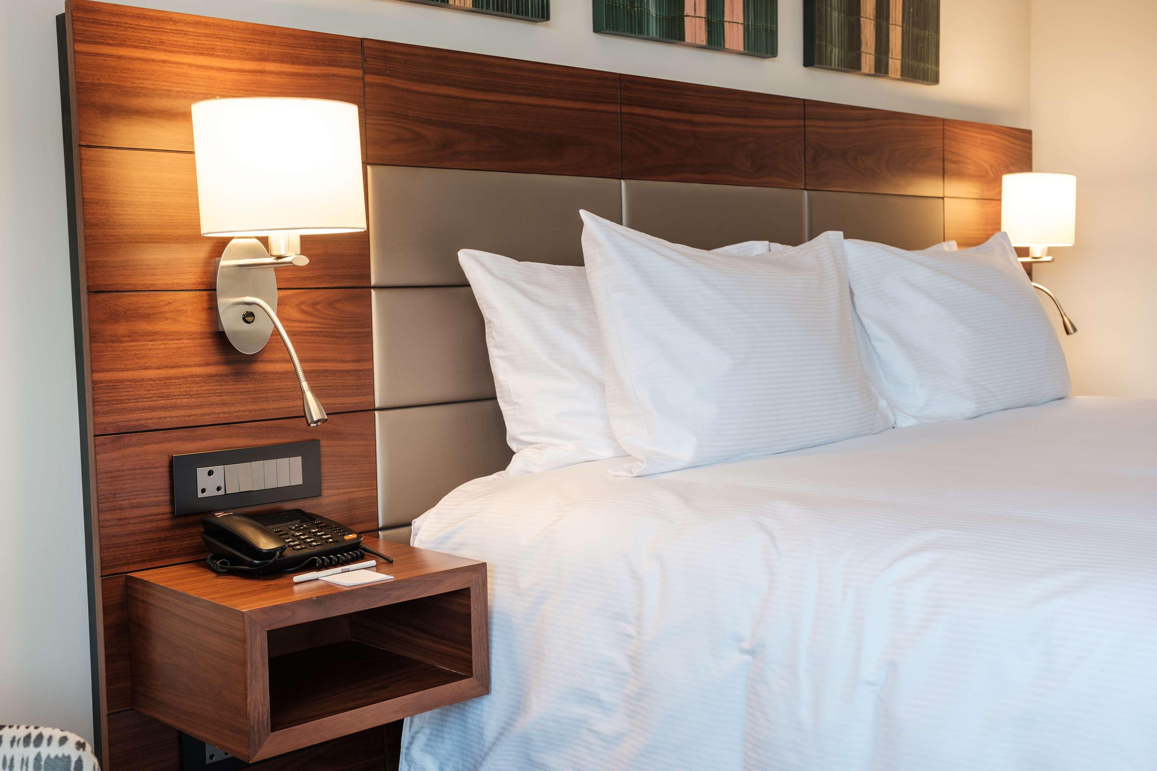 Hilton Garden Inn Мбабане Экстерьер фото