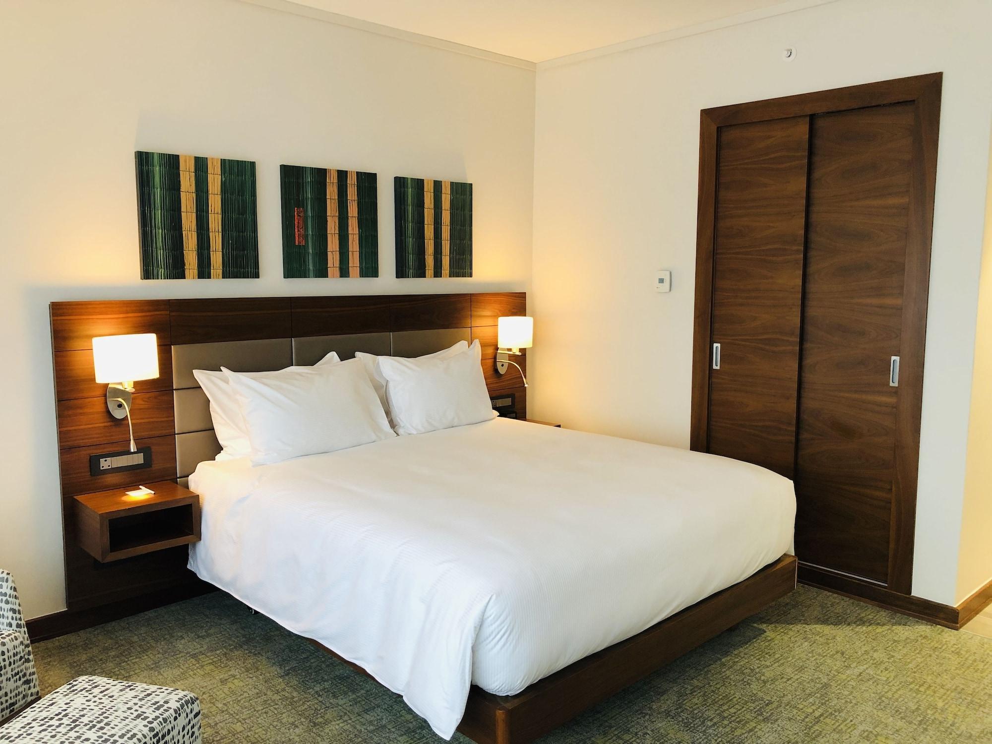 Hilton Garden Inn Мбабане Экстерьер фото