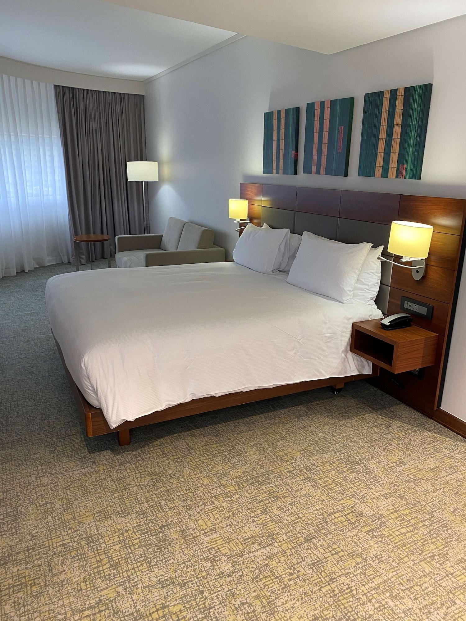 Hilton Garden Inn Мбабане Экстерьер фото