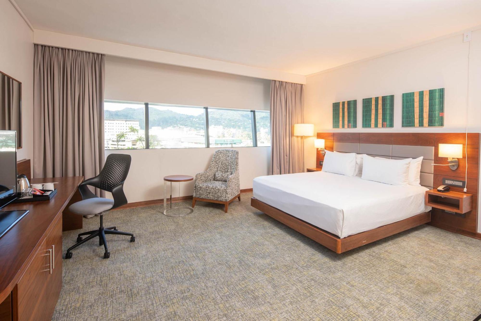 Hilton Garden Inn Мбабане Экстерьер фото