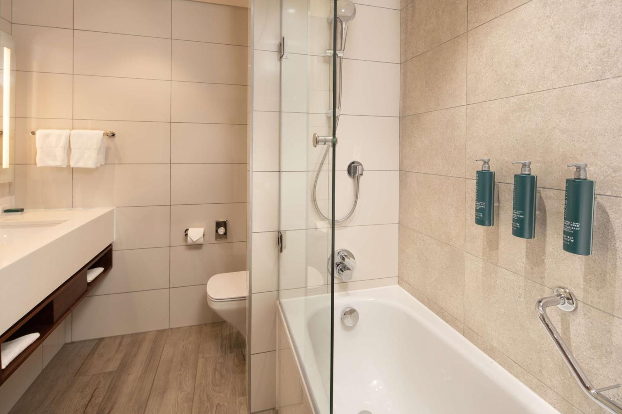 Hilton Garden Inn Мбабане Экстерьер фото