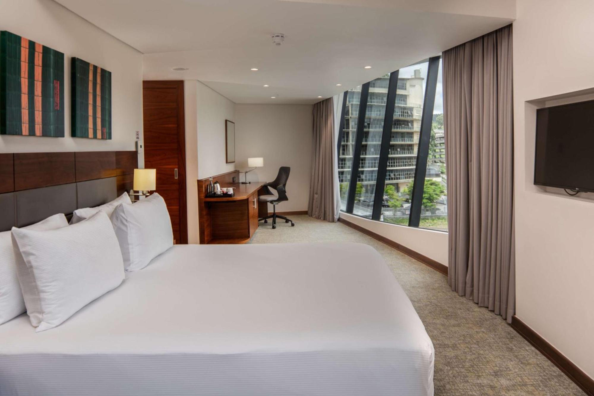 Hilton Garden Inn Мбабане Экстерьер фото