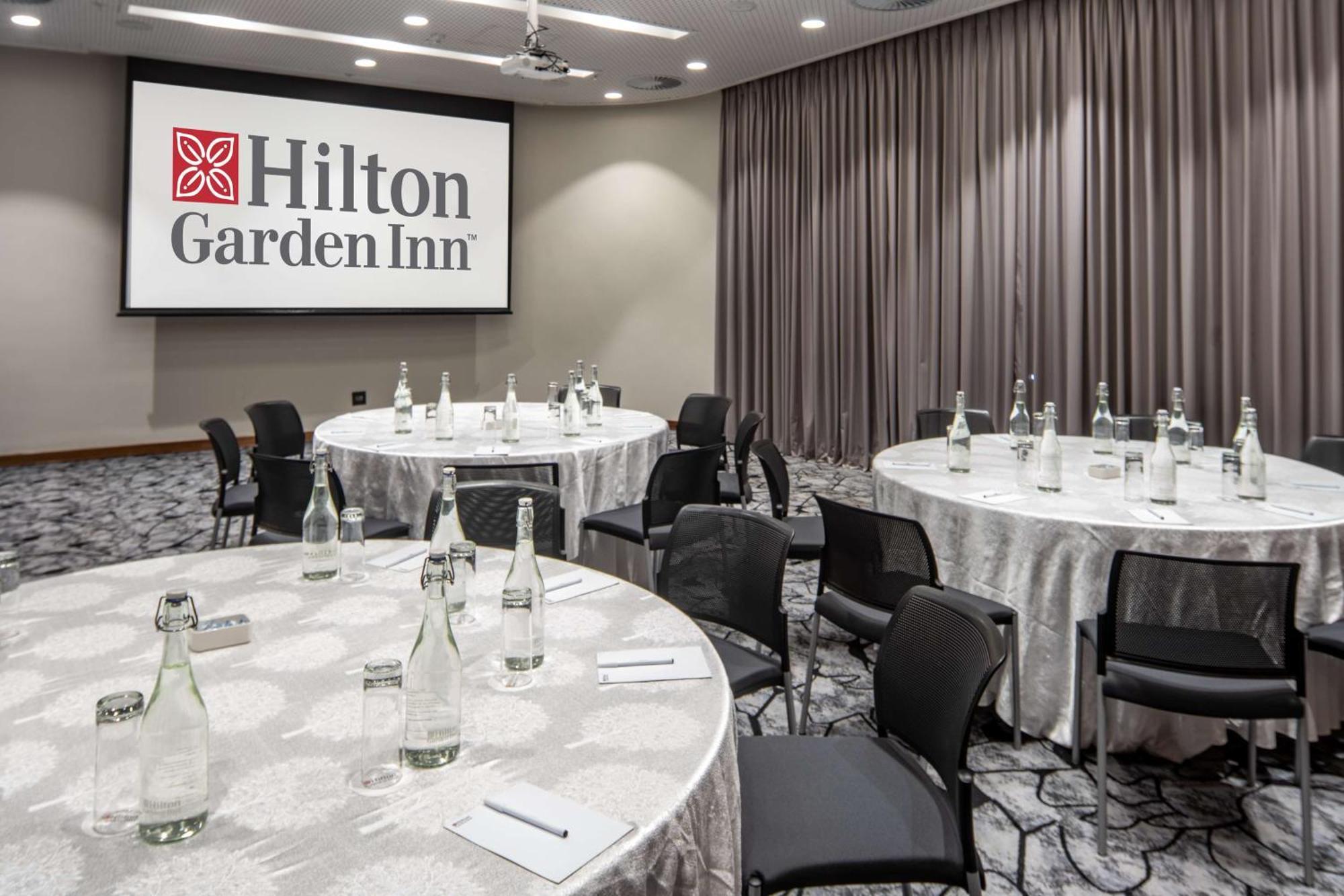 Hilton Garden Inn Мбабане Экстерьер фото