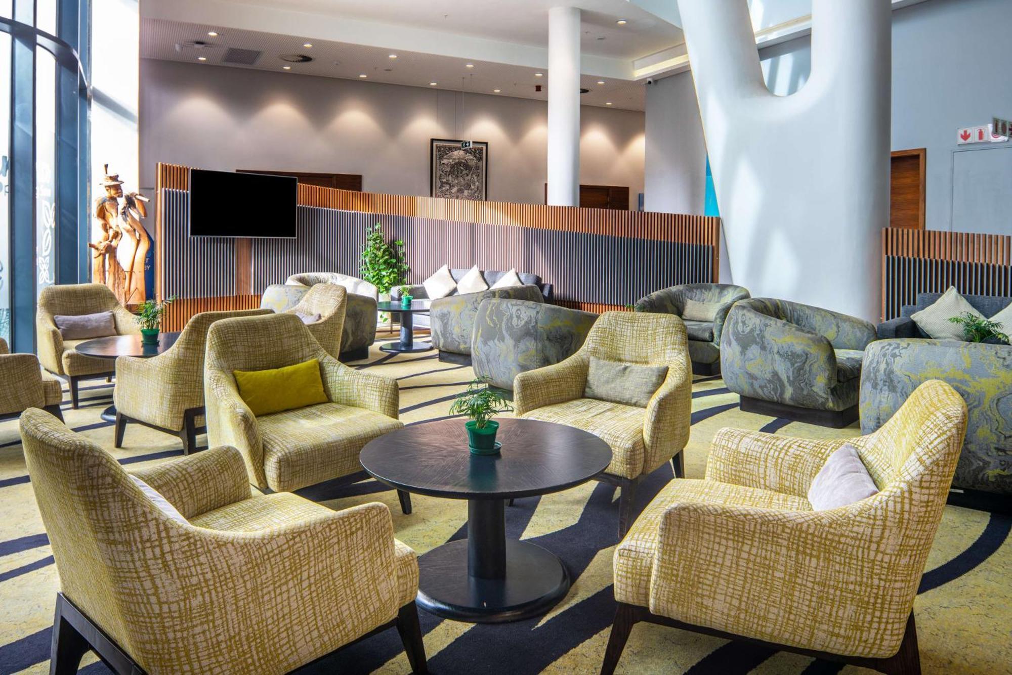 Hilton Garden Inn Мбабане Экстерьер фото